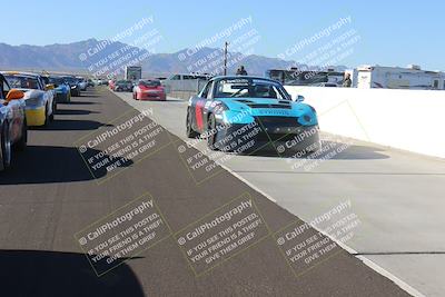 media/Nov-19-2022-Speed Ventures (Sat) [[eb5c8f9508]]/Around the Pits/Pre Grid Race Group/